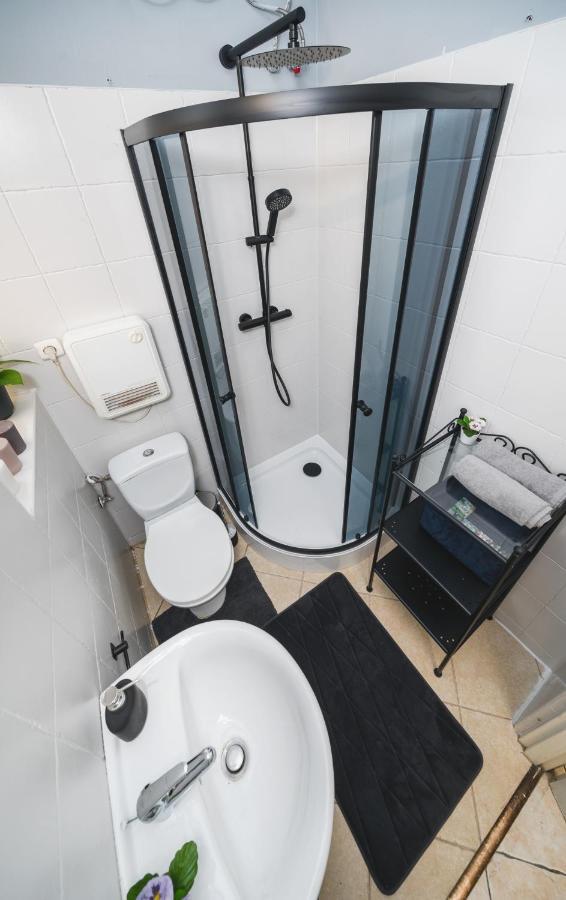 Apartment 2 Bedroom Next To The Main Railway Station - By Upstairs Krakau